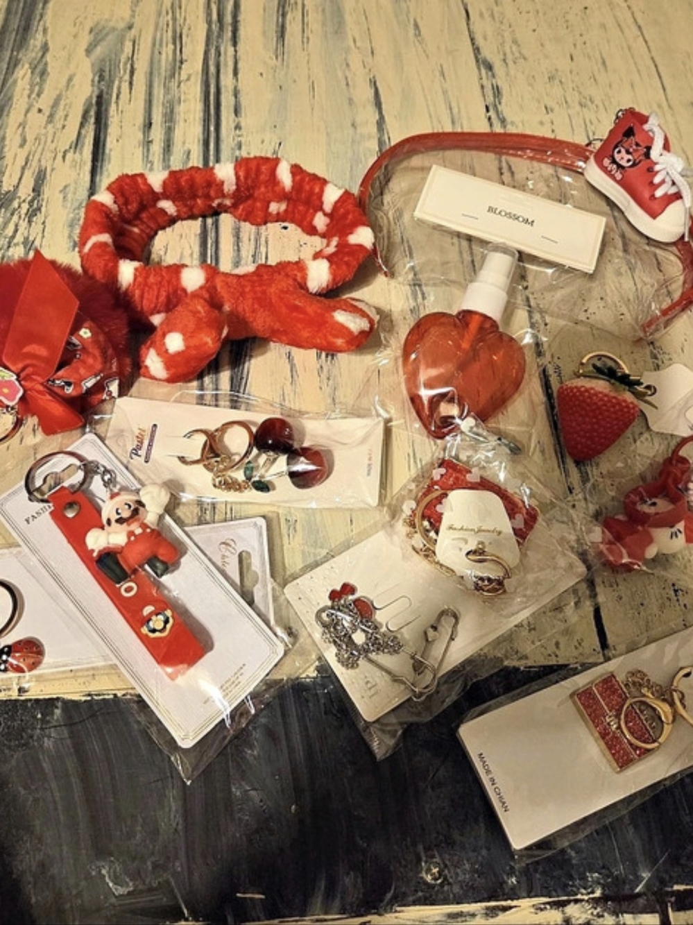 🔥Accessory Assortment In RED